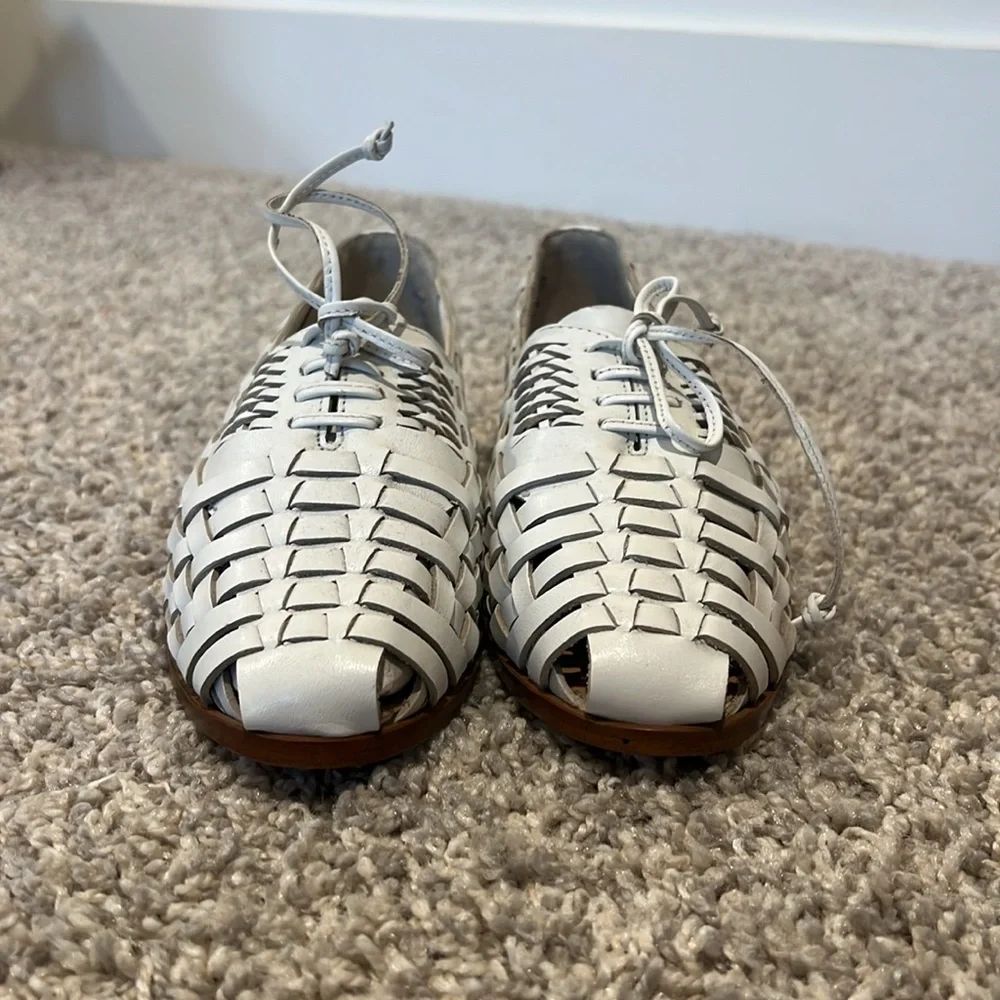 NWOB Sam Edelman White Woven Rishel Loafers